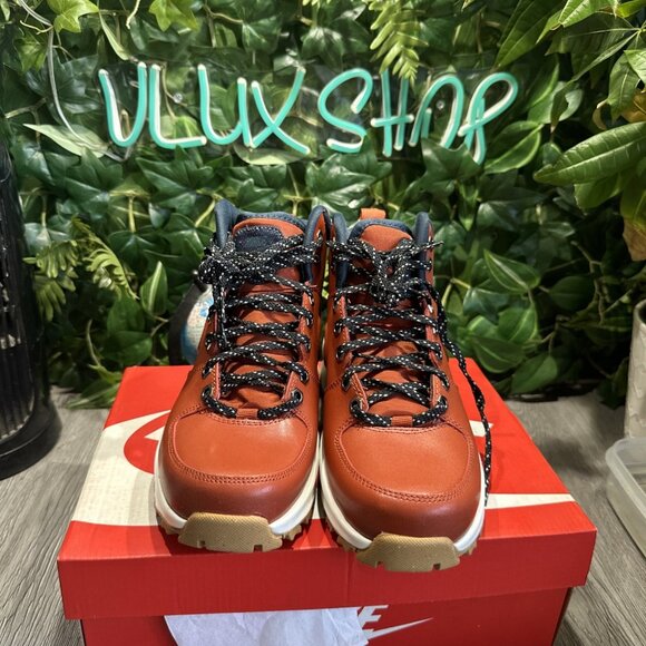 Nike Manoa Leather SE \